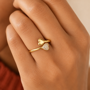 Anillo Améline Dorado Hadorelle vista de escala