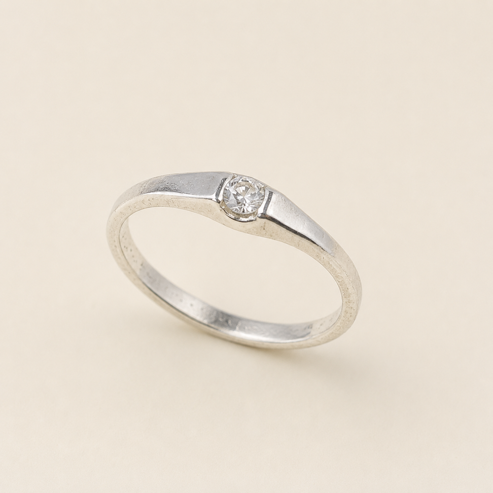 Anillo Solène Punto de Luz Plata .925