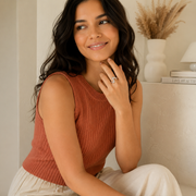 Anillo Veyra Plateado Hadorelle modelado