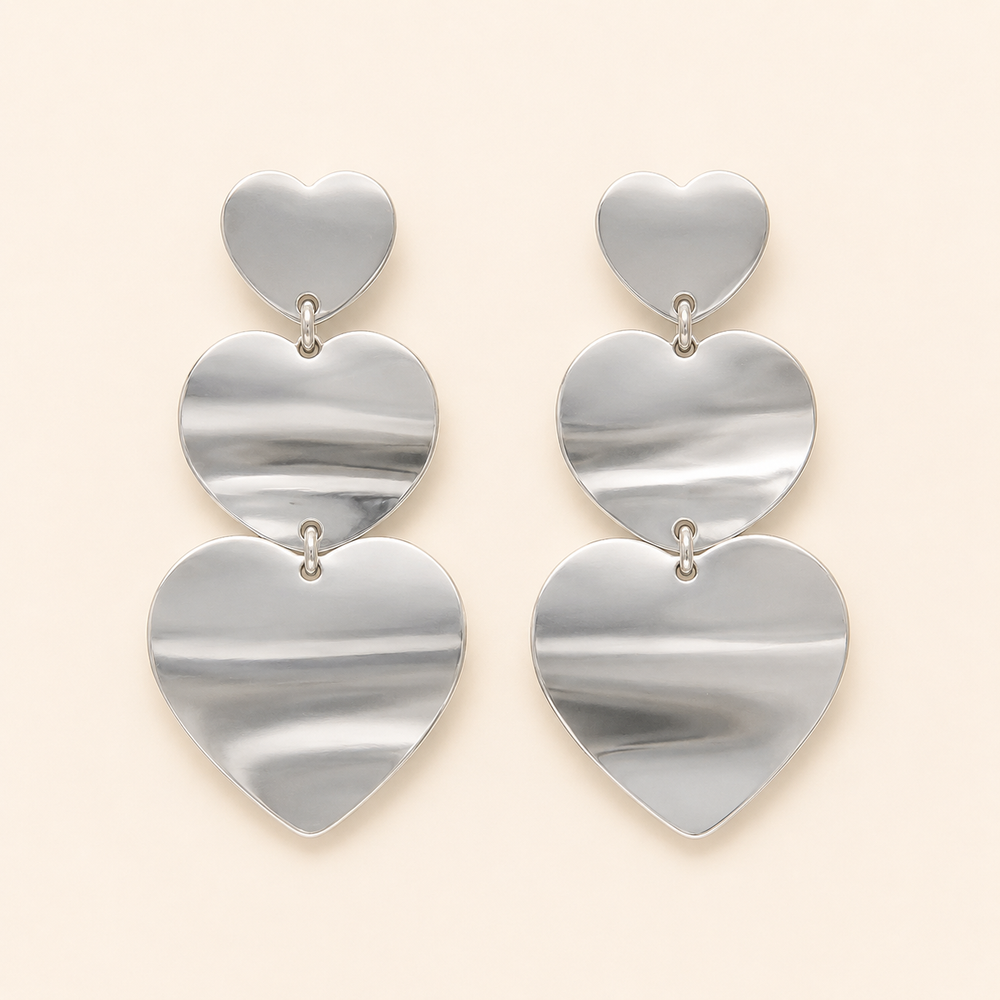 Aretes Elysiane Trío de Corazones Plata .925