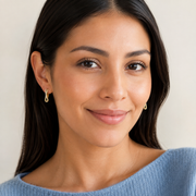Aretes Véliane Gota Cruzada Chapa de Oro