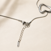 Collar Coeur Plateado Hadorelle look editorial