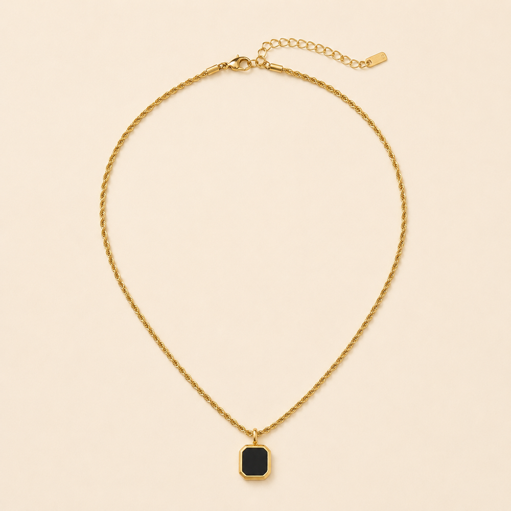 Collar Nera Titanio