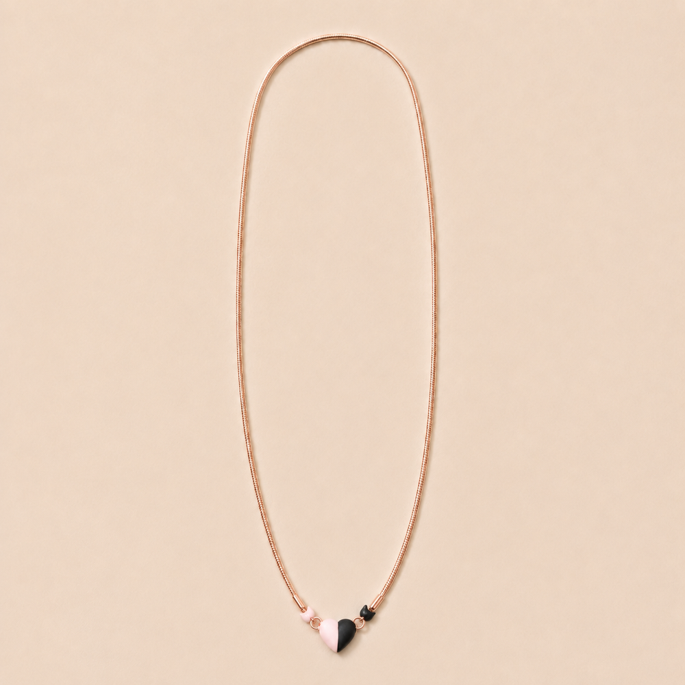 Collar Velisse Corazón Magnético Rosado