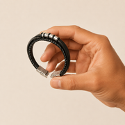 Pulsera Bastien Multicapa Cuero Negro y Acero