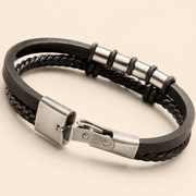 Pulsera Bastien Multicapa Cuero Negro y Acero